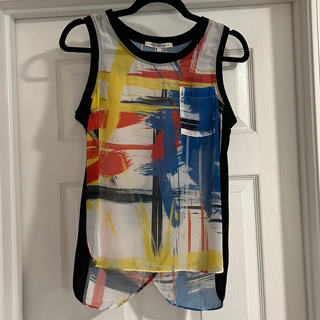 Brushstroke Split Back Top